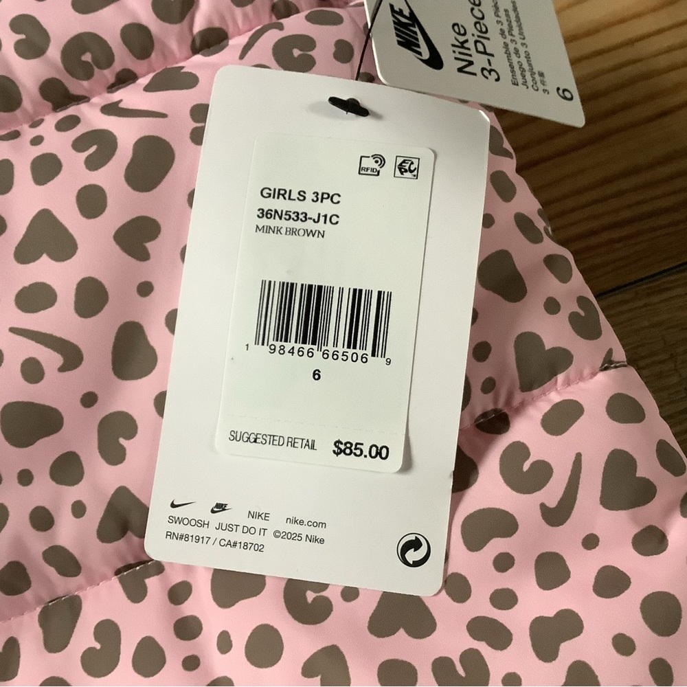 Nike girls 3 pc vest set size 6(NWT)~PRICE IS FIRM~ - Picture 8 of 8